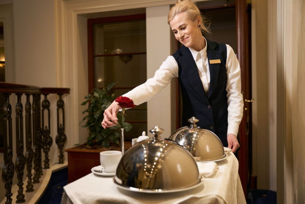 Food & Beverage Service Training